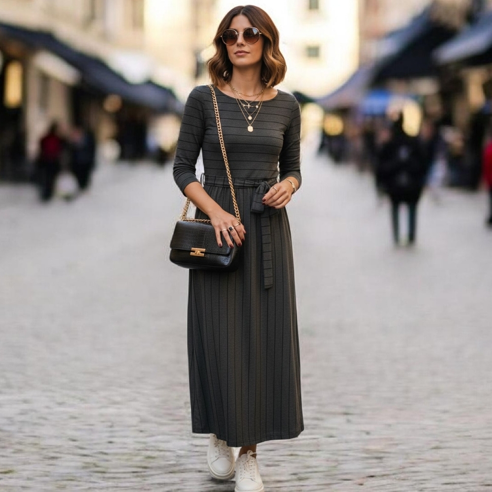 ​Carly Jean Los Angeles CJLA Striped Maxi Dress Small‎ Gray